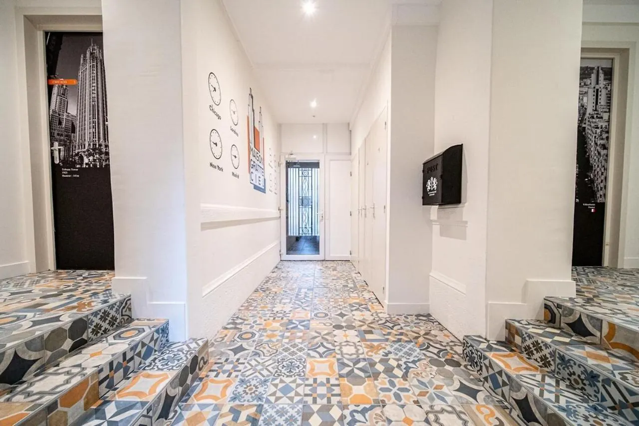 La Maison Gratte Ciel-Appartement Paris-Jardin Villeurbanne 0*,  France