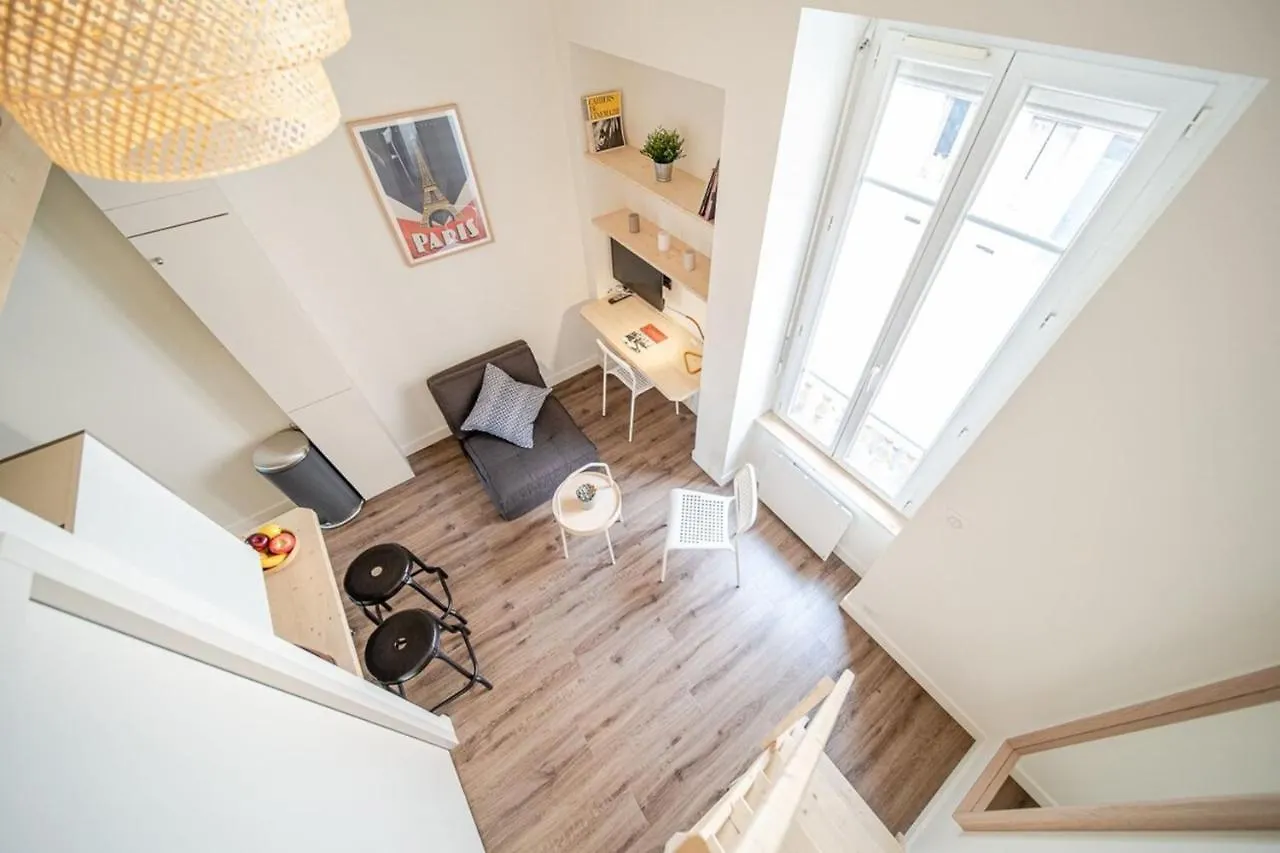 Apartment La Maison Gratte Ciel-Appartement Paris-Jardin Villeurbanne France